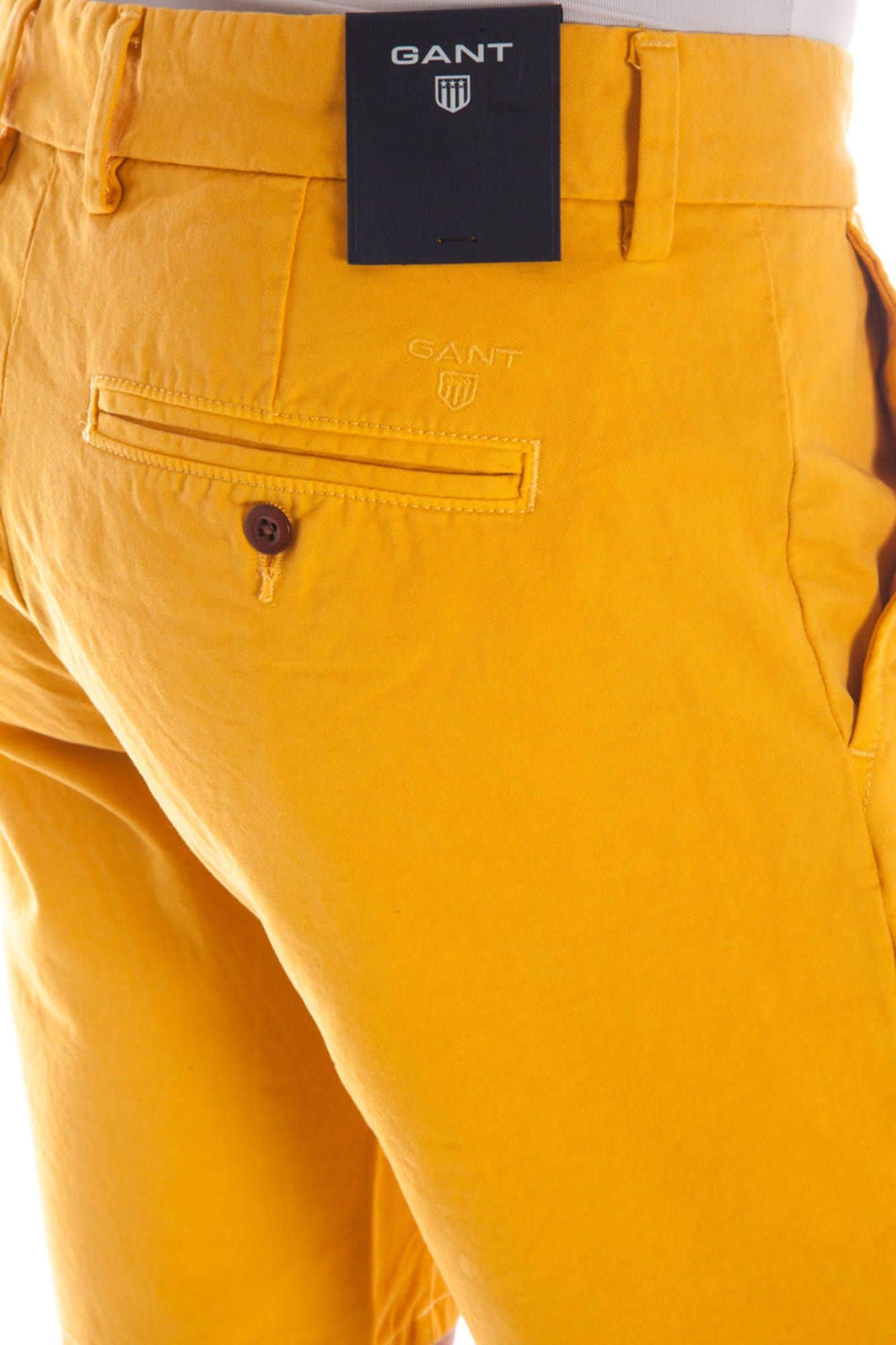 GANT YELLOW MEN'S BERMUDA TROUSERS