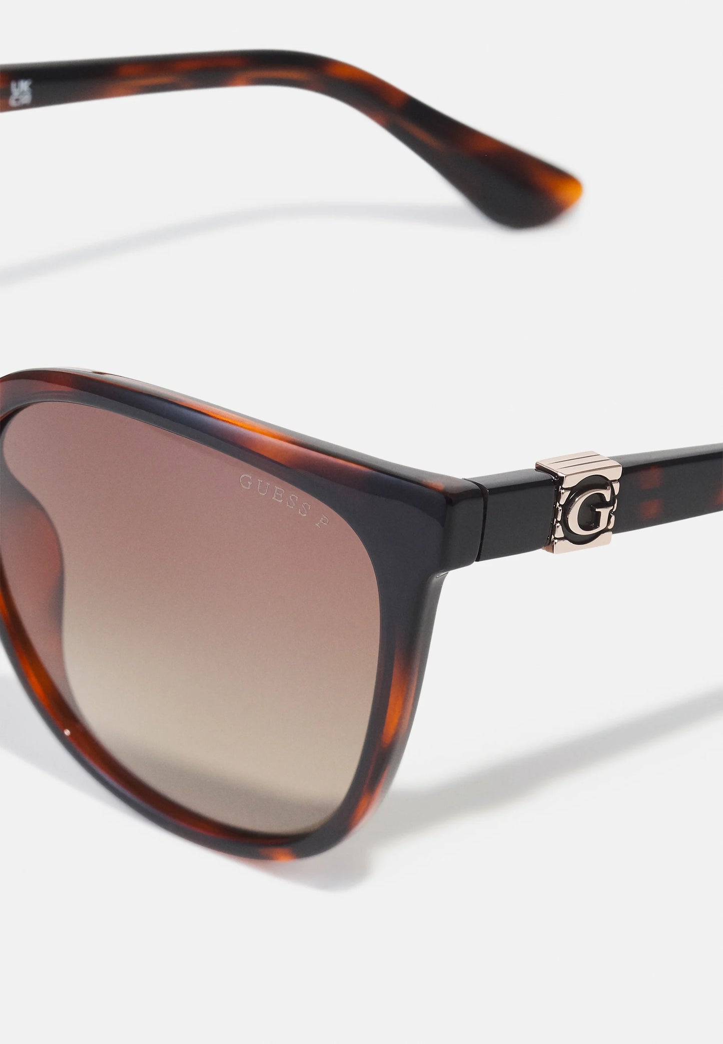 Guess Zonnebril Dames – Havana Bruin – Rond Montuur – Gradient Lenzen – Logo Detail